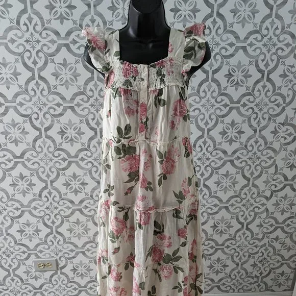Old Navy Light Pink Floral Long Dress size XS